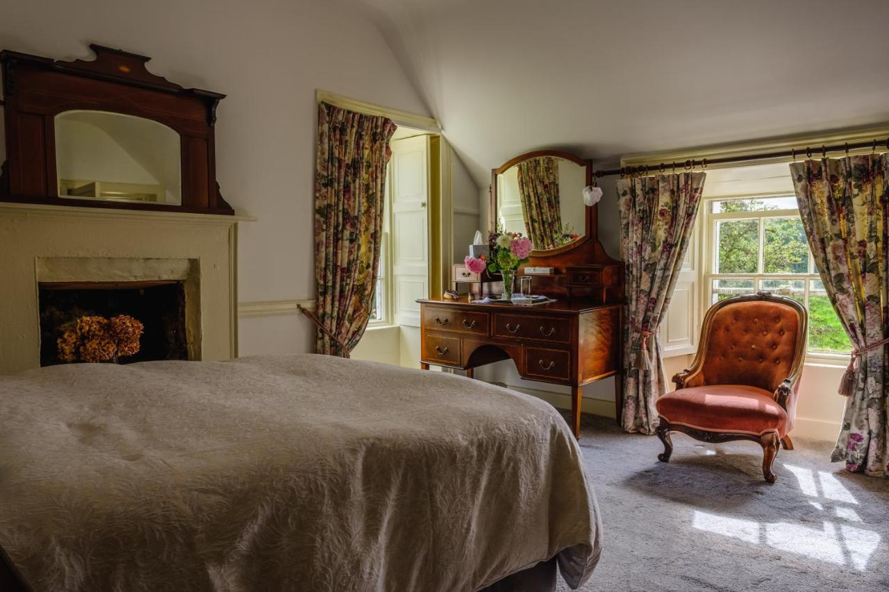 Brooklawn House Bed And Breakfast Mohill ภายนอก รูปภาพ