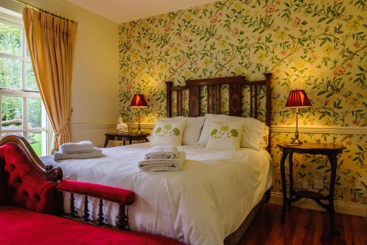 Brooklawn House Bed And Breakfast Mohill ภายนอก รูปภาพ