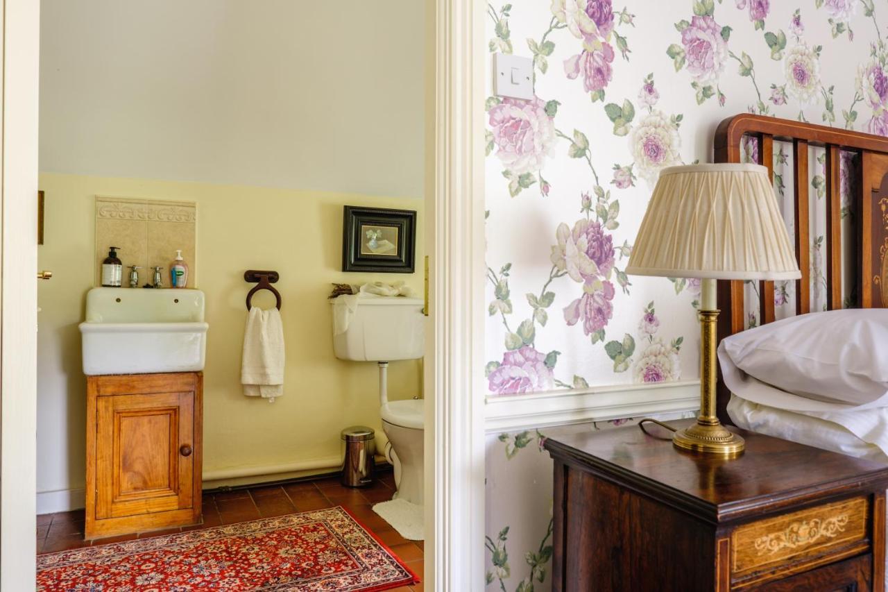 Brooklawn House Bed And Breakfast Mohill ภายนอก รูปภาพ