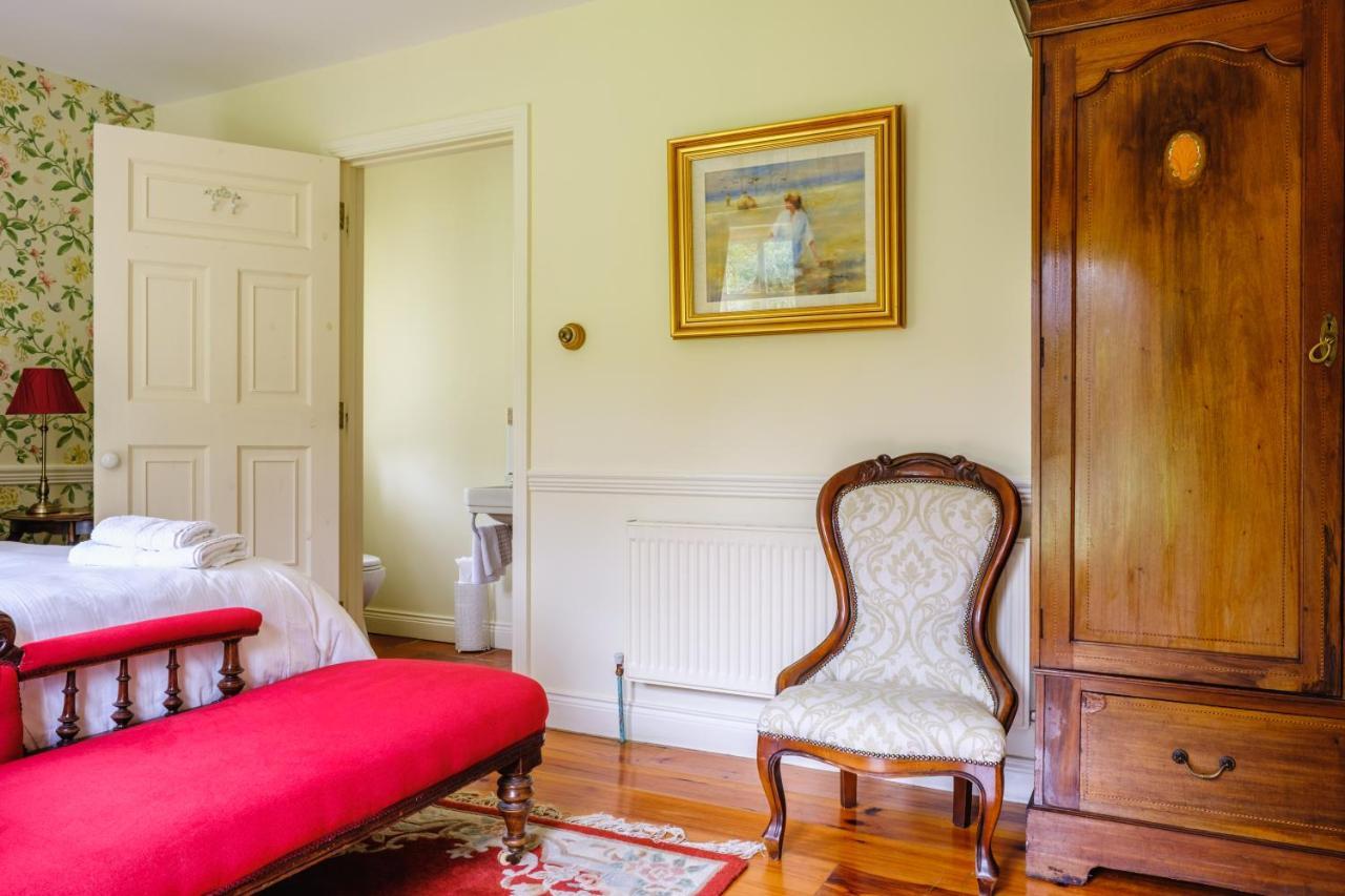 Brooklawn House Bed And Breakfast Mohill ภายนอก รูปภาพ